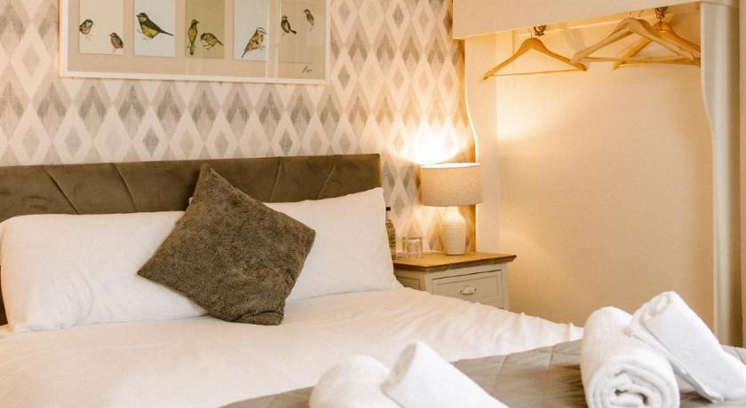 下布雷尔斯 The George Inn 2星级 酒店 外观