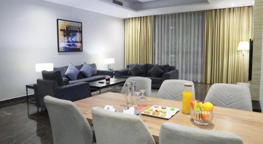 Image of Superior Suite with Sea View 5
