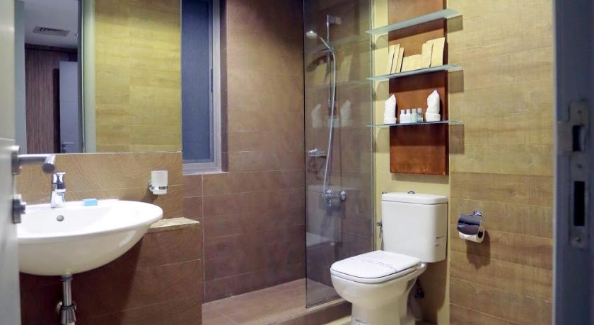 Image of 1 Bedroom Suite 8