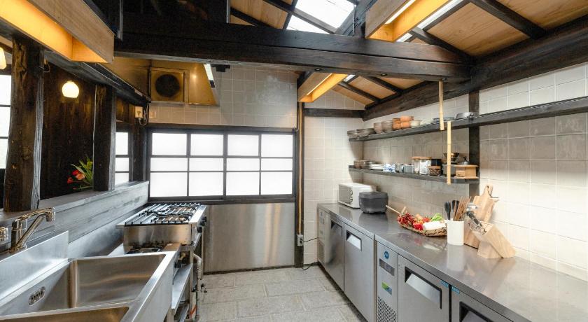 御宿 Kamogawa919 4つ星 宿泊施設 レストラン