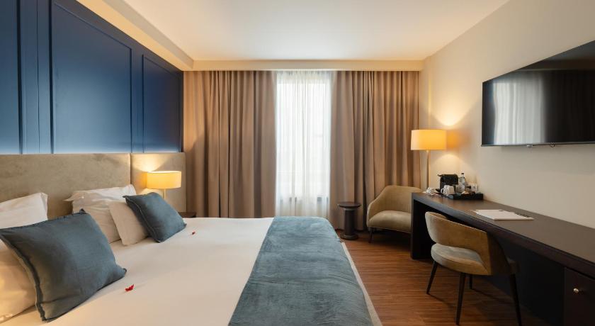 マイア Premium Porto Maia 4つ星 ホテル レストラン