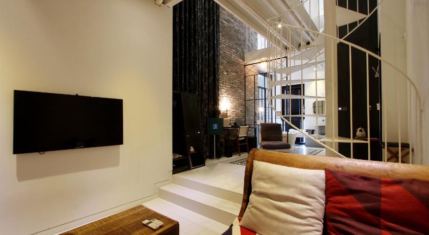 Seoul Hotel Loft 3-Star Hotel pool