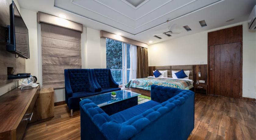 Tripli Hotels Shivaay - image 13