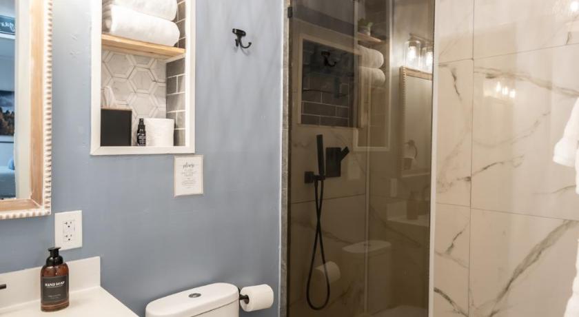 雅典 (佐治亚州) Charming Hideaway 1 BR APT 10 min to UGA 4星级 单人房 泳池