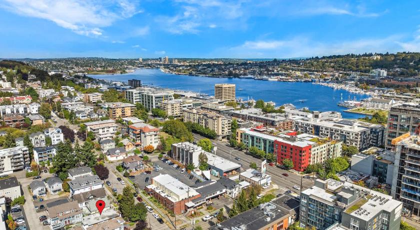 시애틀 (WA) Brand New 2BR Condo in Queen Anne Walk to Space Needle 3성급 숙소 전망
