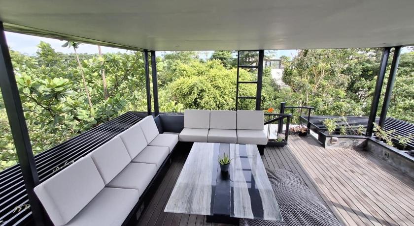 Polpo Nero Guest Suites - image 10