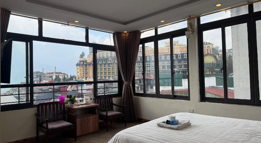Image of Double or Twin Room with Mountain View 2