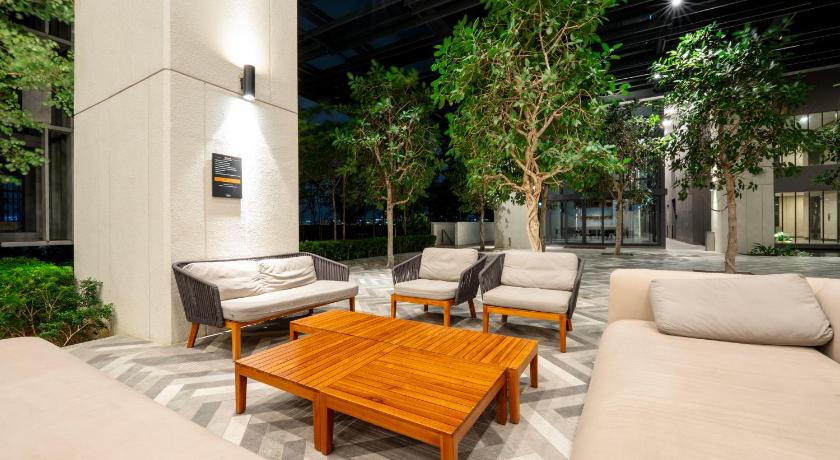 Harmony Luxury Suites at Luncentia - image 4