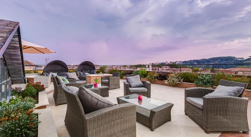 Rome Navona Queen Bed and Breakfast 4-Star Hotel pool