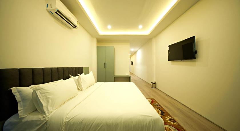 Image of King Suite 1
