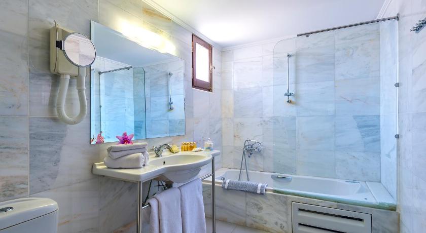 Image of Traditional Room 2