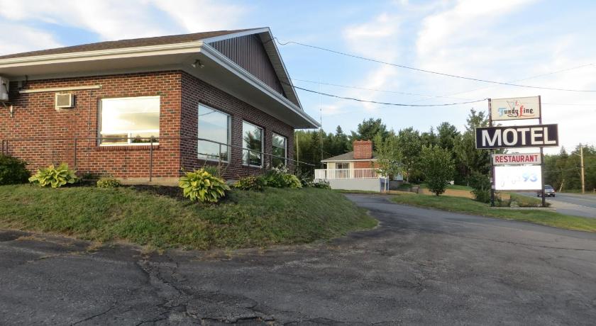 Fundy Line Motel — Hotel in Miramichi (NB)