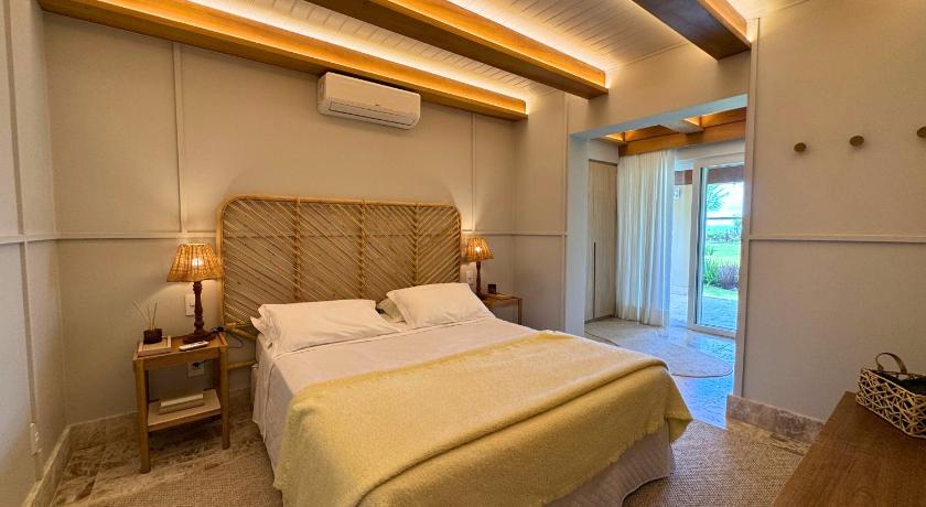 Image of Three-Bedroom House 662 0