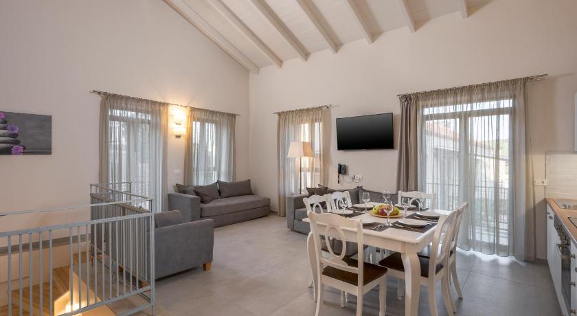 Image of Deluxe Three Bedroom Villa with Private Pool 3