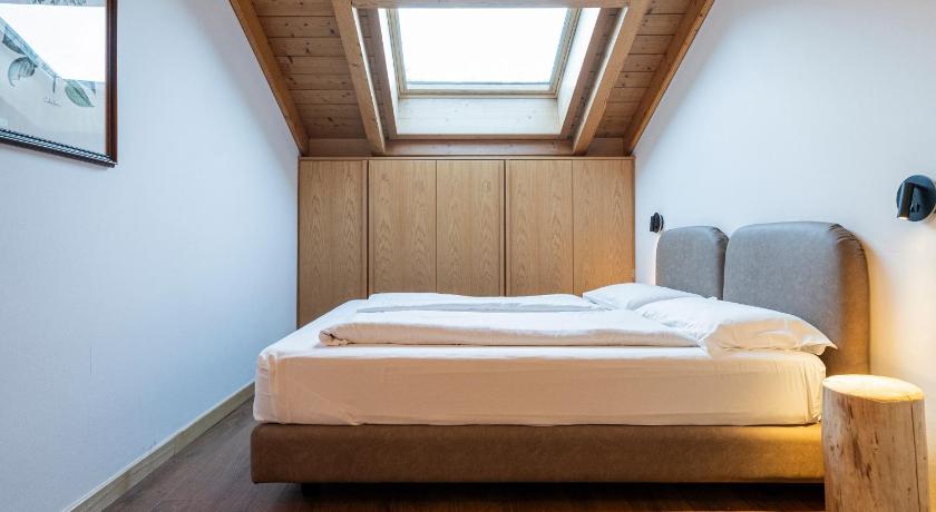 Image of One-Bedroom Apartment - Attic (5 Adults) 13