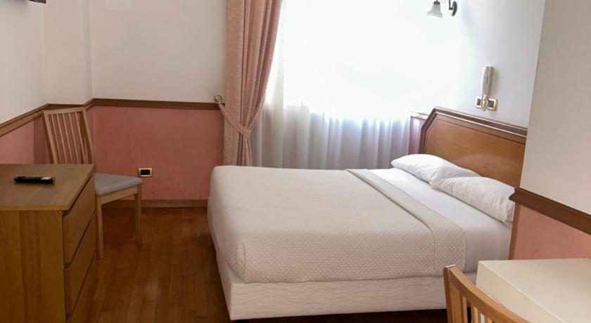 Image of Double or Twin Room 5
