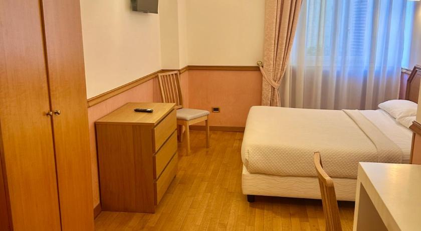 Image of Double or Twin Room 3