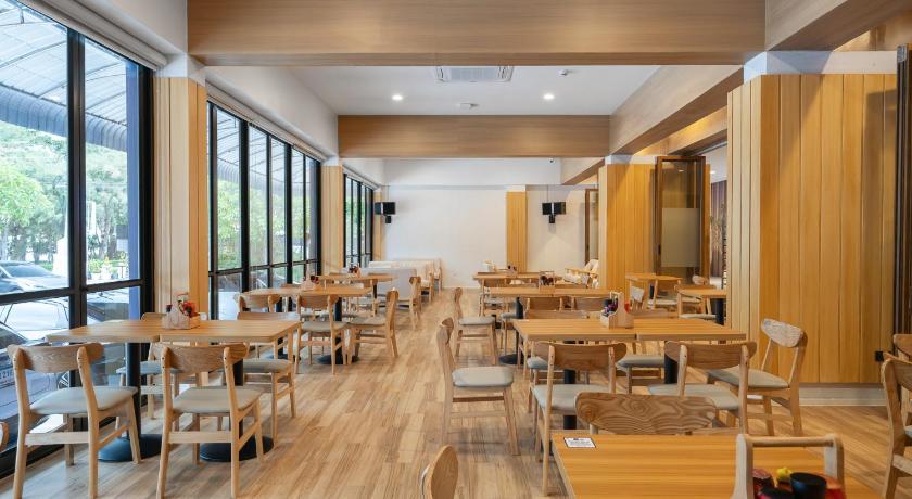 라용 Kokotel Rayong Beachfront 4성급 호텔 스위트룸