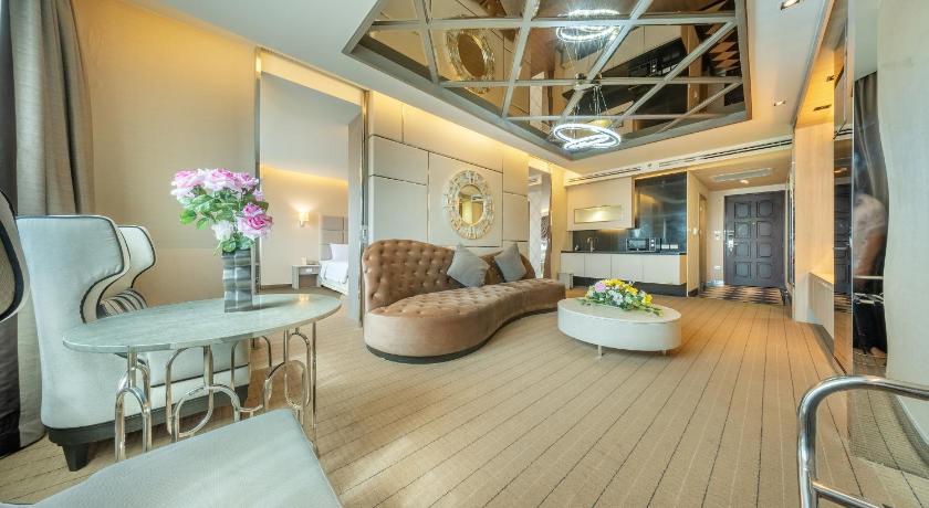 Image of Junior Suite - 1 King Bed 8