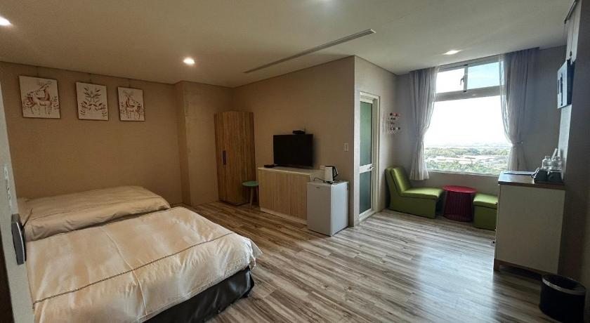 Image of Quadruple Room with Mountain View 0