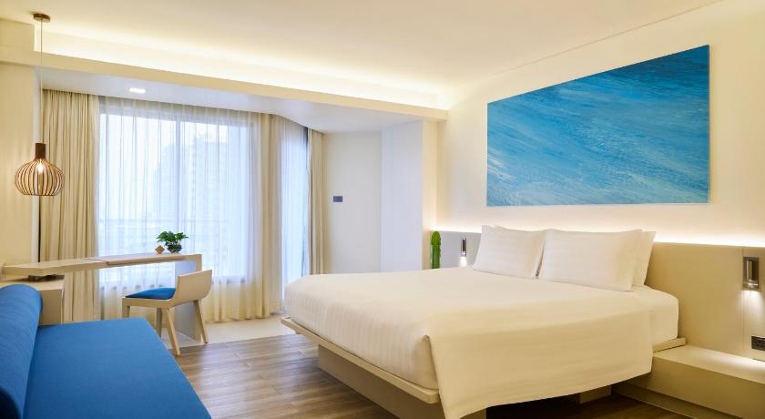 Image of Deluxe Room, 1 King Size Bed 0