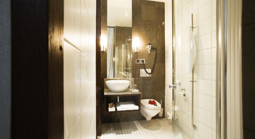 Image of Standard Twin Room 3
