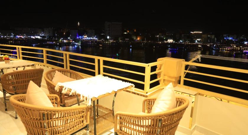 Crystala guest house - image 7
