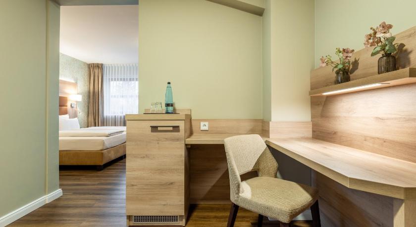 Image of Suite 4
