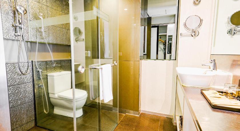 Image of Platinum King Room 2