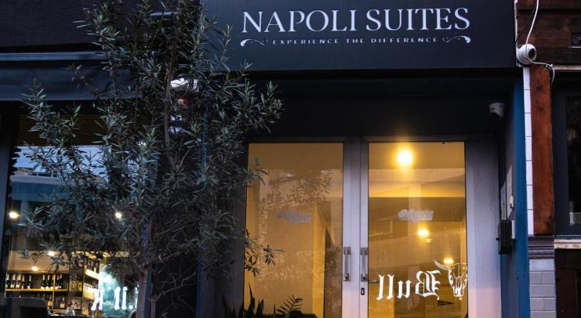 Napoli Suites