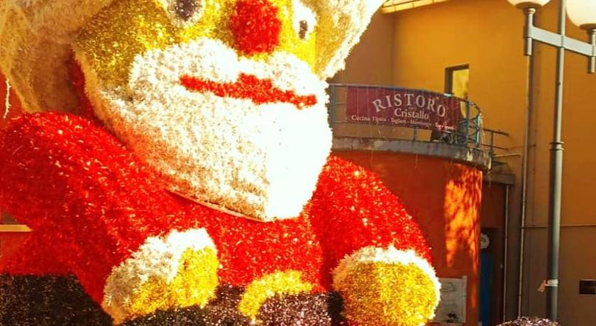 アレッツォ Hotel Ristoro Cristallo Gran Sasso d'Italia 3つ星 ホテル レストラン