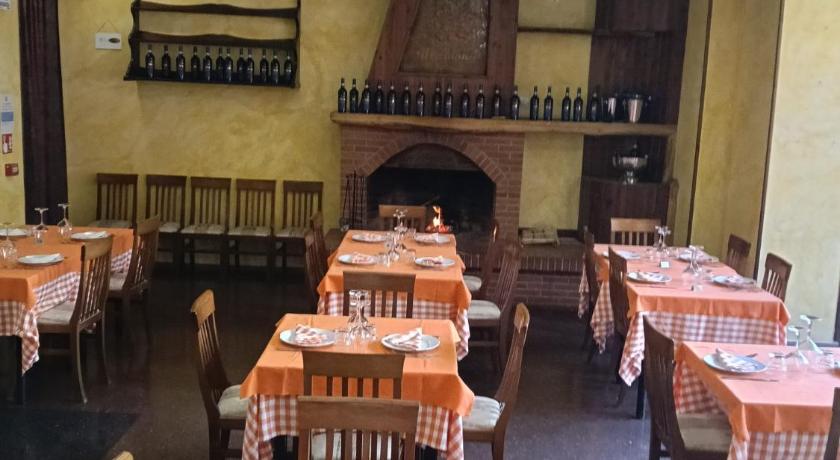 アレッツォ Hotel Ristoro Cristallo Gran Sasso d'Italia 3つ星 ホテル ロビー