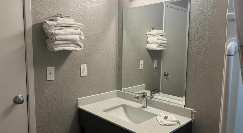 Image of 2 Queen Beds - Non-Smoking 2