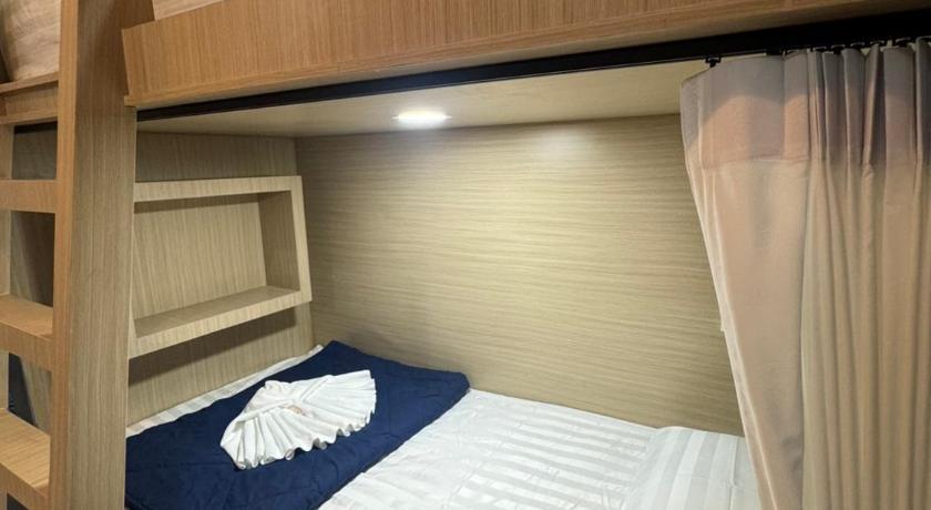 Image of Bed in 4-Bed Mixed Dormitory Room 5