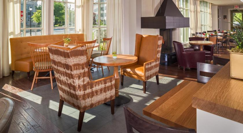 斯沃斯莫尔 The Inn At Swarthmore 2星级 住宿 泳池