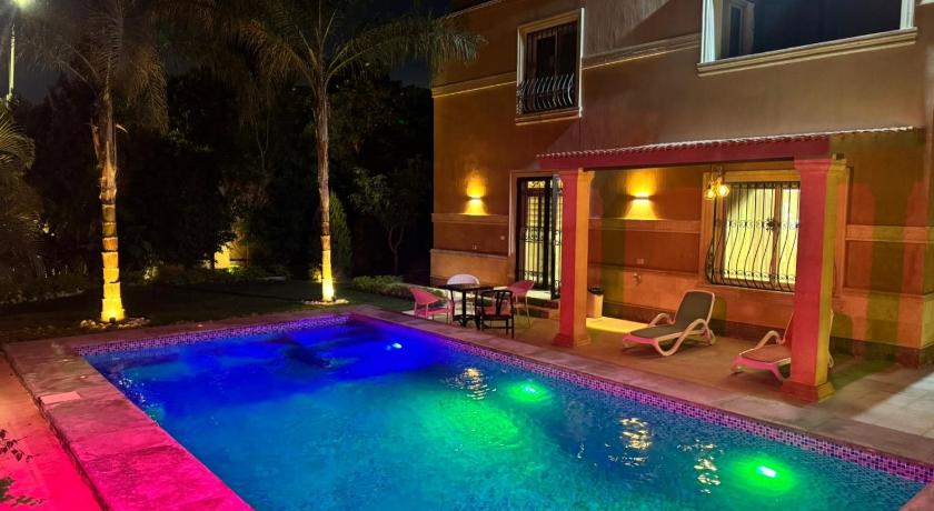 Royal Mansion with private pool in sheikh zayed Compound families