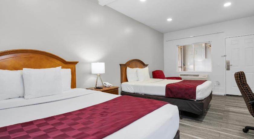 Image of Queen Room with Two Queen Beds - Disability Access 0
