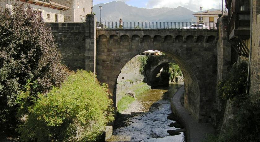 Apartamento El Nial de Potes photo