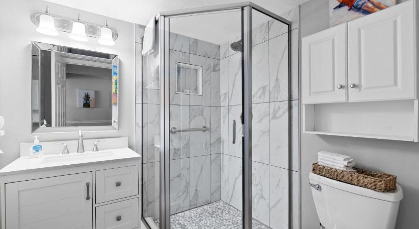 Image of 1 Bedroom Condo 2