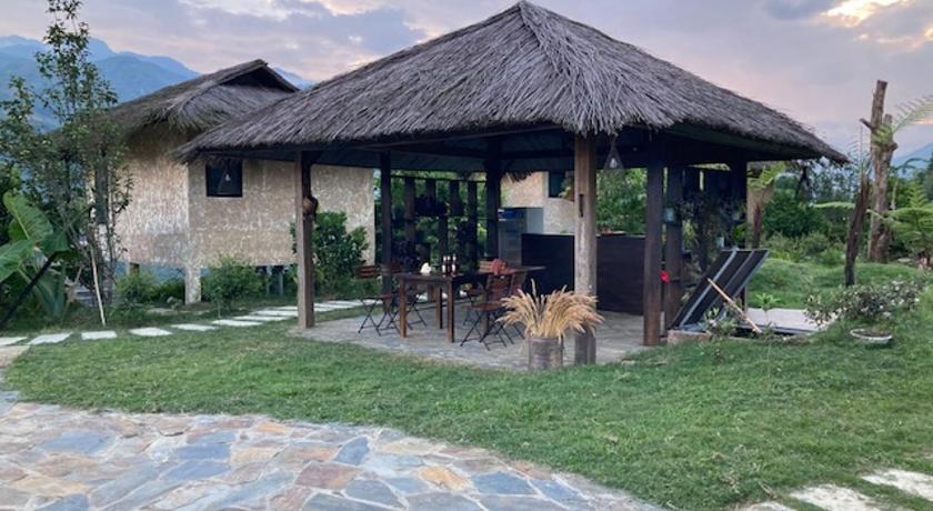 沙坝 Sapa Farmstay 4星级 酒店 泳池