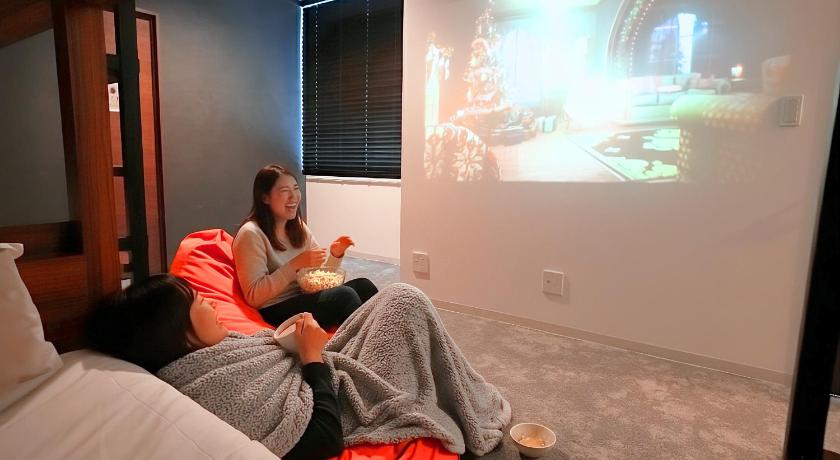 Osaka STAYandGO Shinsaibashi Kita 3-Star Guesthouse lobby