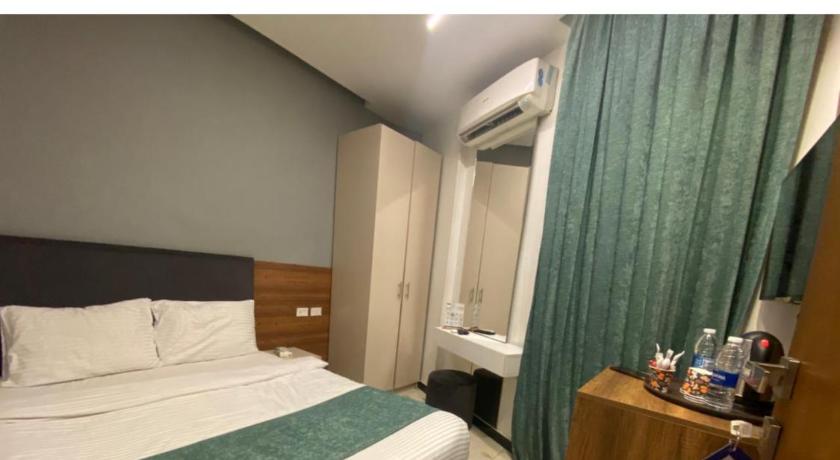 Image of Superior Single Room 13