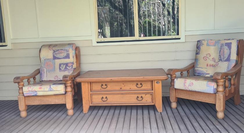 Image of Three-Bedroom House 6