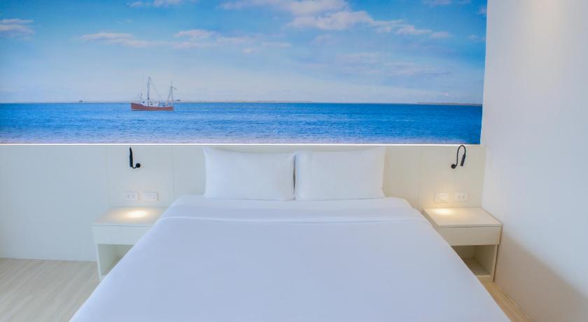 Image of Grand Deluxe with Balcony 3