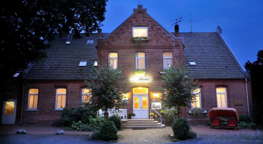 Land-gut-Hotel Allerhof photo