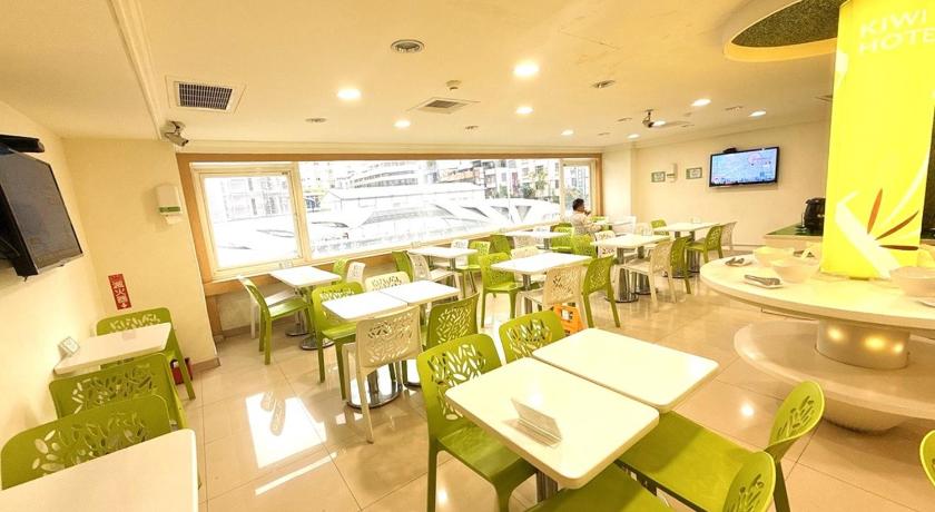 Kiwi Express Hotel -Zhongzheng Rd - image 17