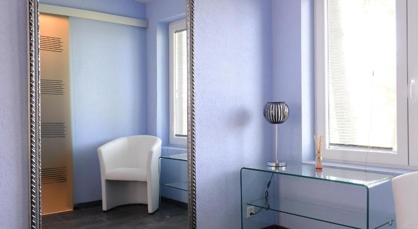 MOTEL BELP Bern Airport photo