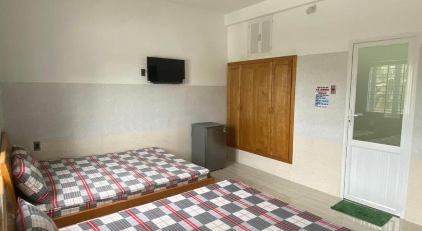 Phòng Gia Đình Giường Đôi (Family Double Room)