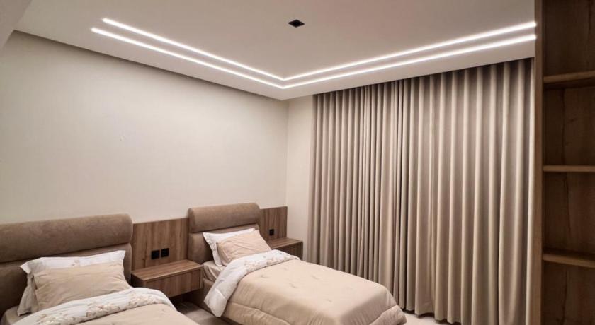 Hawana Apartment - image 13