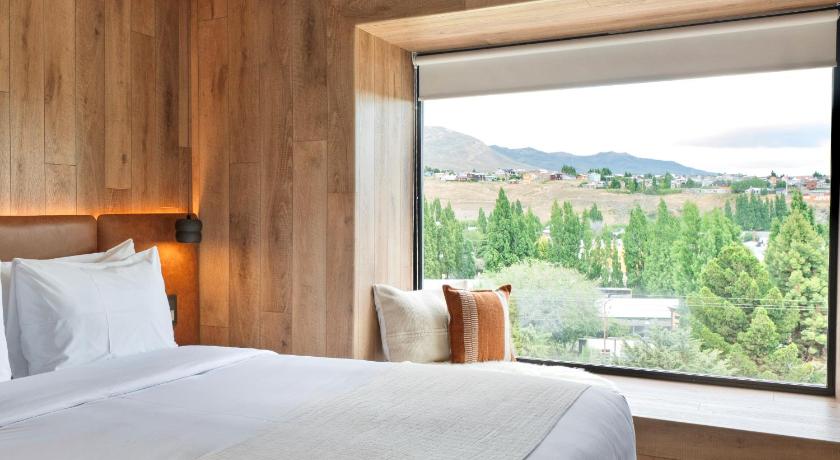 Image of Double Room with Mountain View 2